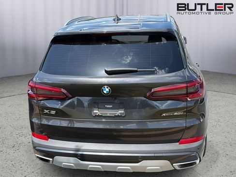 Used 2023 BMW X5 xDrive40i w/ Premium Package AWD/4WD image 9