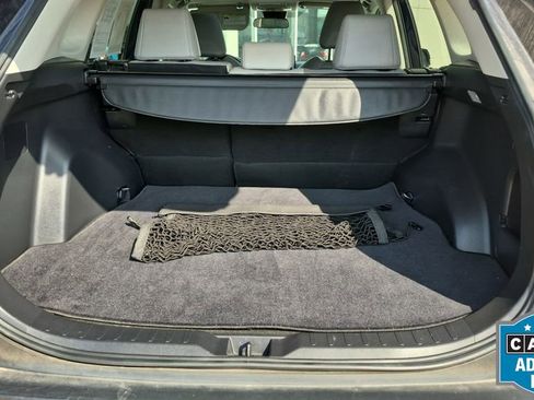 Used 2021 Toyota RAV4 XLE Premium image 34