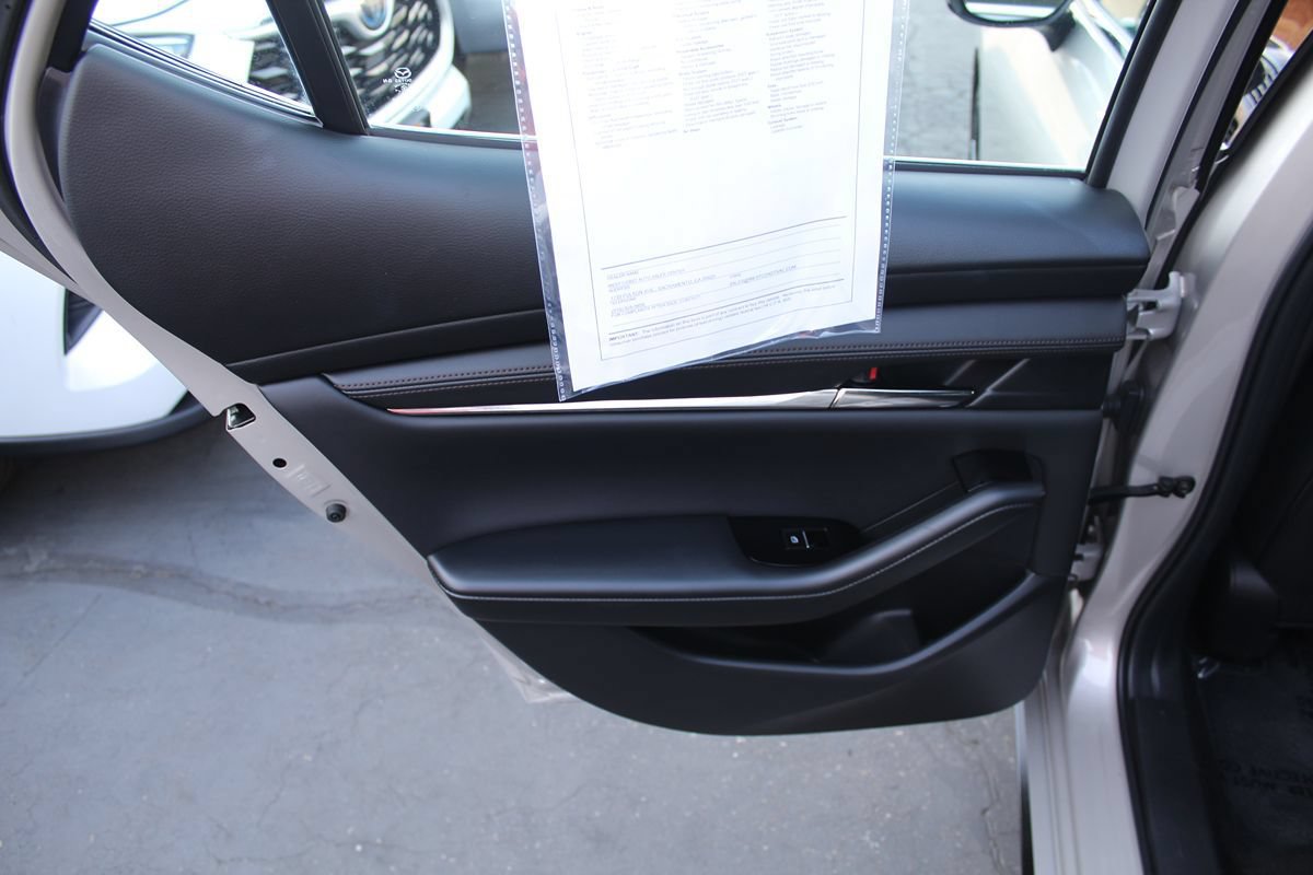 Used 2024 MAZDA MAZDA3 s FWD image 22
