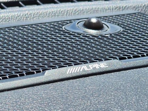 Used 2023 RAM 1500 Laramie AWD/4WD image 33
