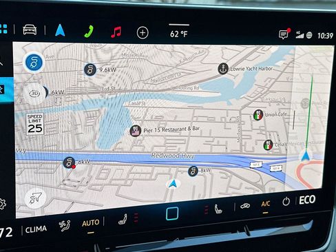 New 2025 Volkswagen ID.4 Pro image 18