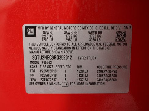 Used 2016 GMC Sierra 1500 SLT w/ SLT Preferred Package AWD/4WD image 36