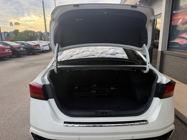Used 2022 Nissan Altima 2.5 SR w/ Midnight Edition Package FWD image 27