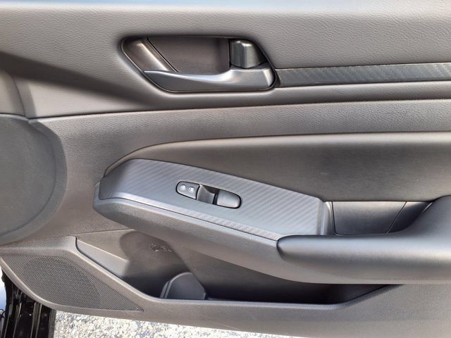 Certified 2025 Nissan Altima 2.5 S FWD image 26