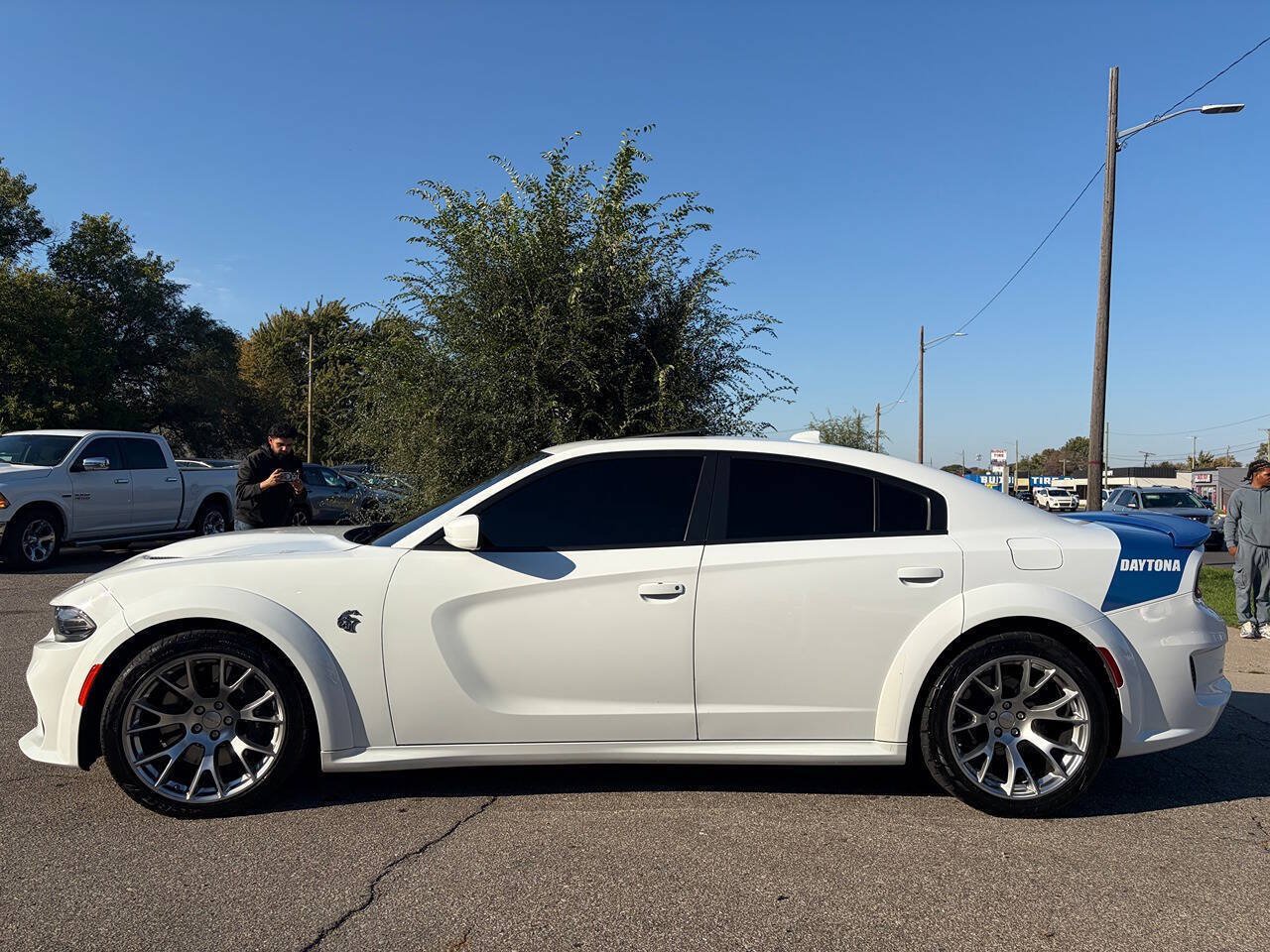 Used 2020 Dodge Charger SRT Hellcat w/ Harman/Kardon Audio Group RWD image 5