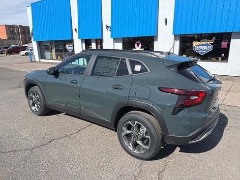 New 2026 Chevrolet Trax LT w/ Driver Confidence Package image 12