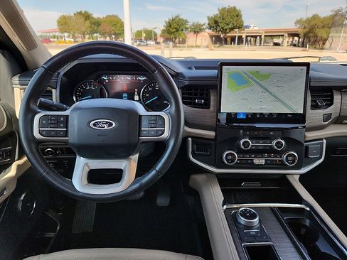 Used 2024 Ford Expedition Max Limited image 6