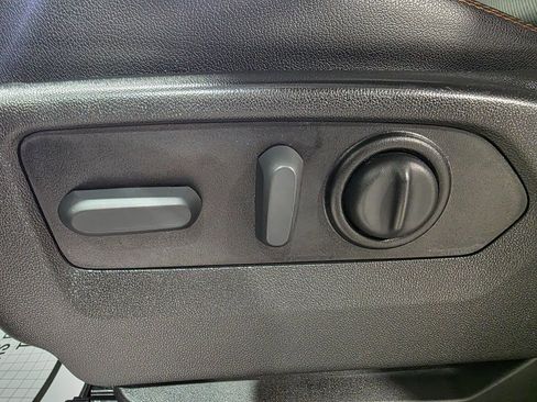 Used 2021 GMC Sierra 1500 AT4 image 19