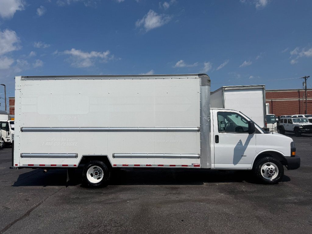 Used 2021 GMC Savana 3500 Extended w/ Power Convenience Package RWD image 1
