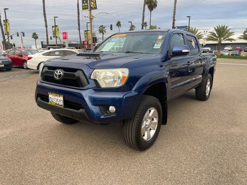 Used 2014 Toyota Tacoma PreRunner w/ TRD Sport Package image 7