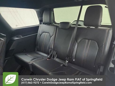 Used 2023 Ford Expedition Platinum AWD/4WD image 31
