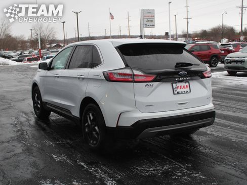 Used 2022 Ford Edge SEL image 6