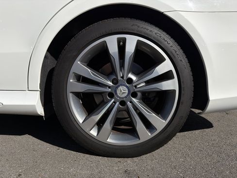 Used 2016 Mercedes-Benz E 350 Sedan image 15