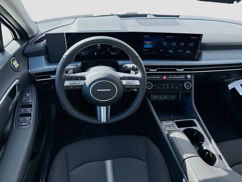 New 2026 Hyundai Sonata SEL image 15