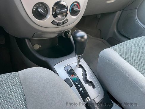 Used 2005 Suzuki Reno S image 17