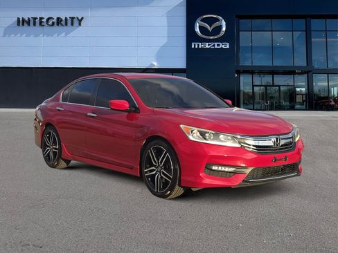 Used 2017 Honda Accord Sport Special Edition image 2