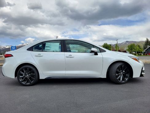 Used 2023 Toyota Corolla XSE w/ Carpet Mat Package (TMS) FWD image 14