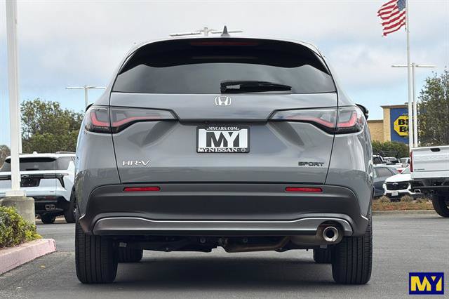 Used 2025 Honda HR-V Sport image 5