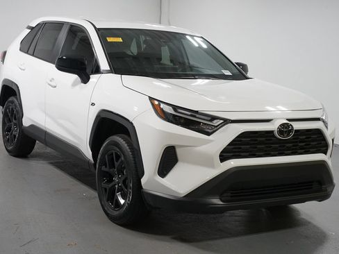 Certified 2025 Toyota RAV4 LE FWD image 3