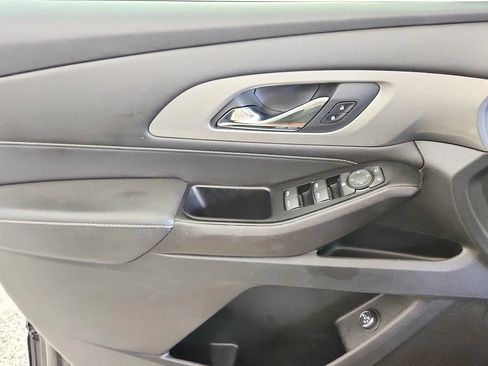 Used 2023 Chevrolet Traverse LT w/ LPO, Floor Liner Package AWD/4WD image 24