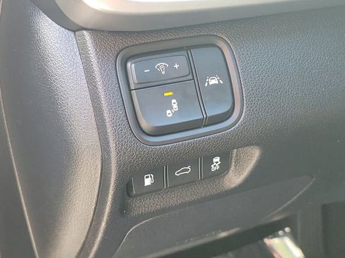 Used 2019 Kia Optima LX image 24