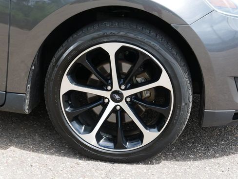 Used 2015 Ford Taurus SEL w/ Equipment Group 201A FWD image 7