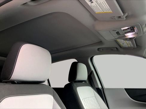 Used 2021 Chevrolet Equinox LT FWD image 14