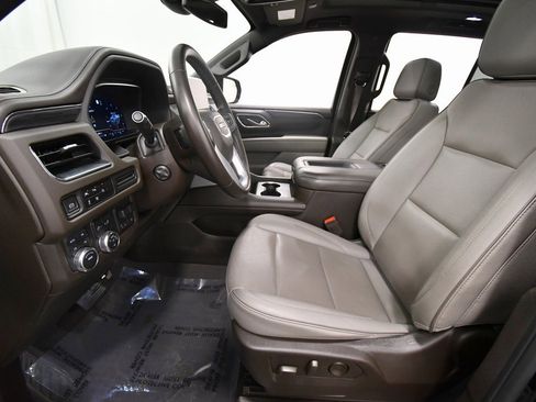 Used 2023 GMC Yukon SLT image 14