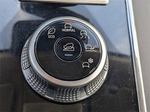 Used 2023 Mitsubishi Outlander ES image 19