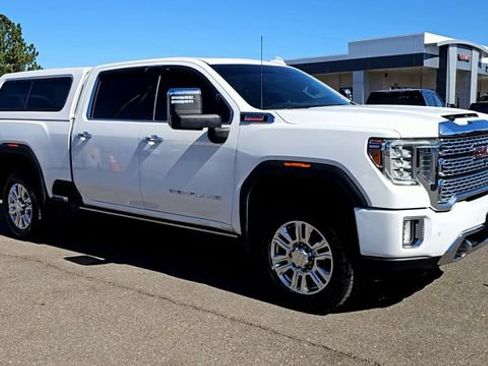 Used 2021 GMC Sierra 3500 Denali w/ Denali Ultimate Package AWD/4WD image 2