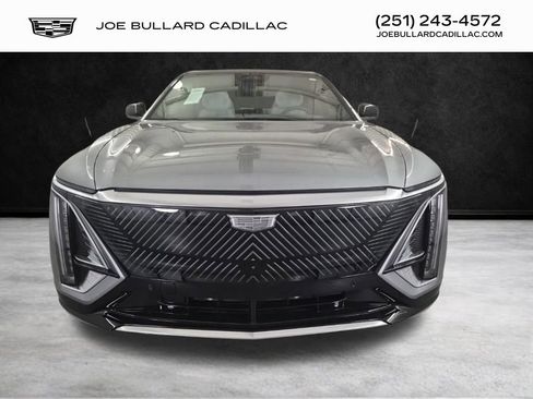 New 2026 Cadillac Lyriq Premium Luxury w/ LPO, Floor Liner Package image 2