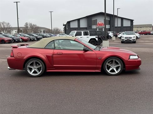 Used 2002 Ford Mustang GT image 3