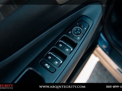 Used 2021 Hyundai Santa Fe SEL image 14