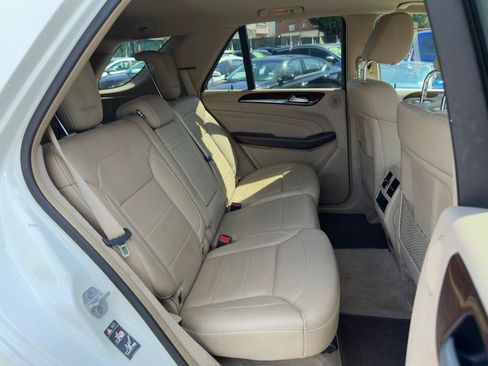 Used 2012 Mercedes-Benz ML 350 4MATIC image 21