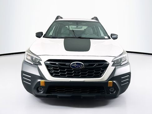 Used 2022 Subaru Outback Wilderness image 2