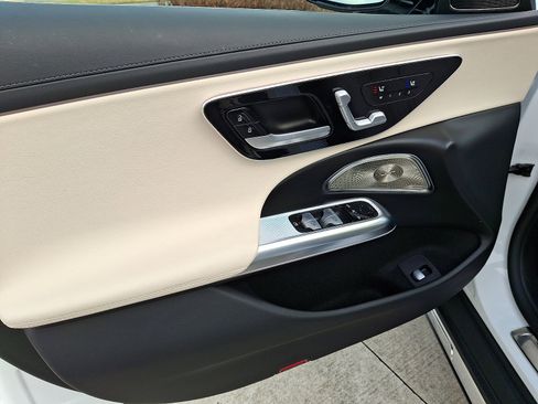 Used 2024 Mercedes-Benz E 450 4MATIC All-Terrain Wagon image 12