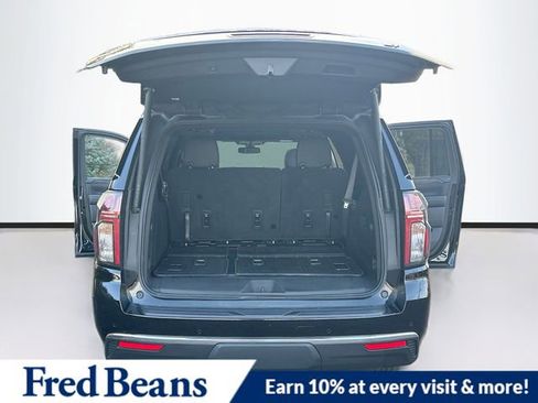 Used 2021 Chevrolet Suburban LT image 30