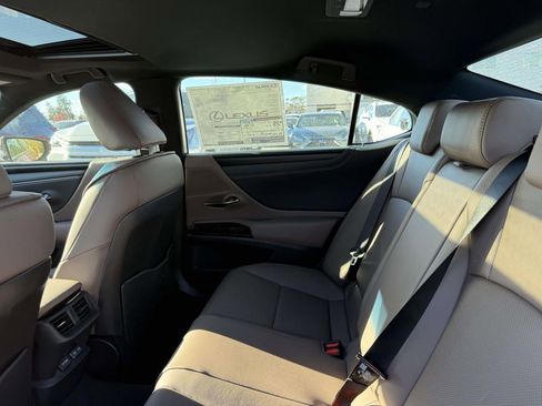 New 2025 Lexus ES 350 Premium image 13