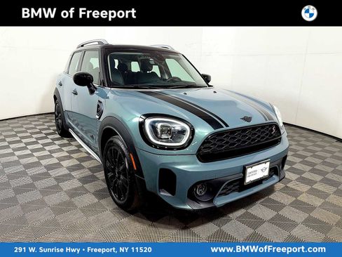 Used 2023 MINI Cooper Countryman S image 1