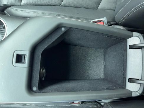 Used 2024 Genesis GV70 2.5T w/ Select Package image 32