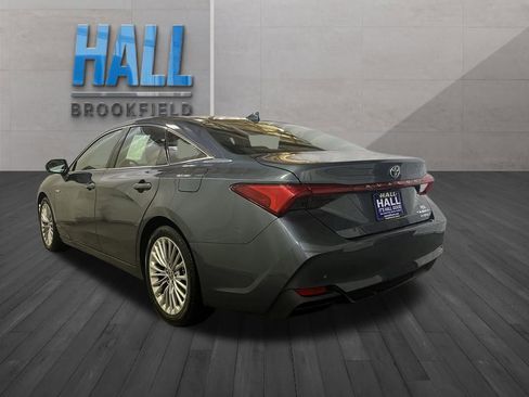 Used 2021 Toyota Avalon Limited w/ Advanced Safety Package image 3