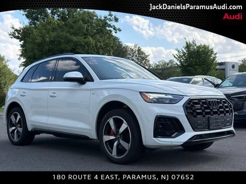Used 2024 Audi Q5 2.0T Premium Plus w/ Premium Plus Package AWD/4WD image 2