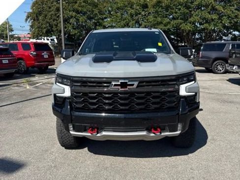 Used 2024 Chevrolet Silverado 1500 ZR2 w/ Technology Package AWD/4WD image 2