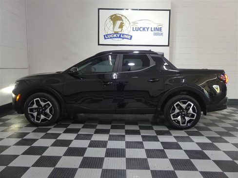 Used 2022 Hyundai Santa Cruz Limited AWD/4WD image 7