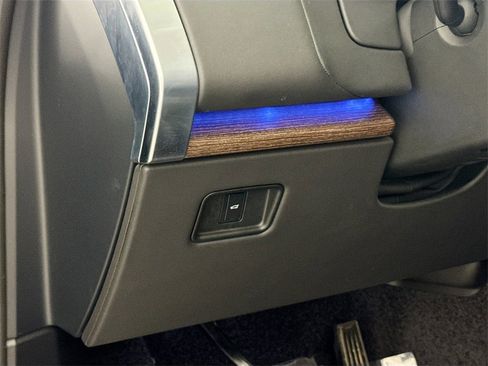 Certified 2024 Land Rover Range Rover Autobiography image 10