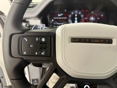New 2026 Land Rover Defender 110 OCTA AWD/4WD image 18