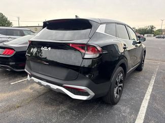 Used 2025 Kia Sportage EX FWD video 2