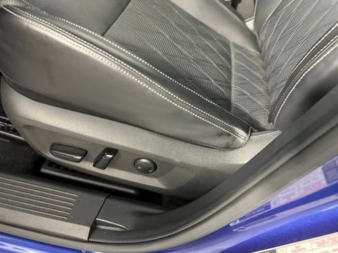 Used 2023 Nissan Rogue Platinum image 24