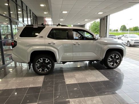New 2026 Toyota 4Runner TRD Sport AWD/4WD image 5