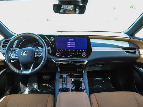Used 2024 Lexus RX 350 Premium w/ Convenience Package FWD image 12